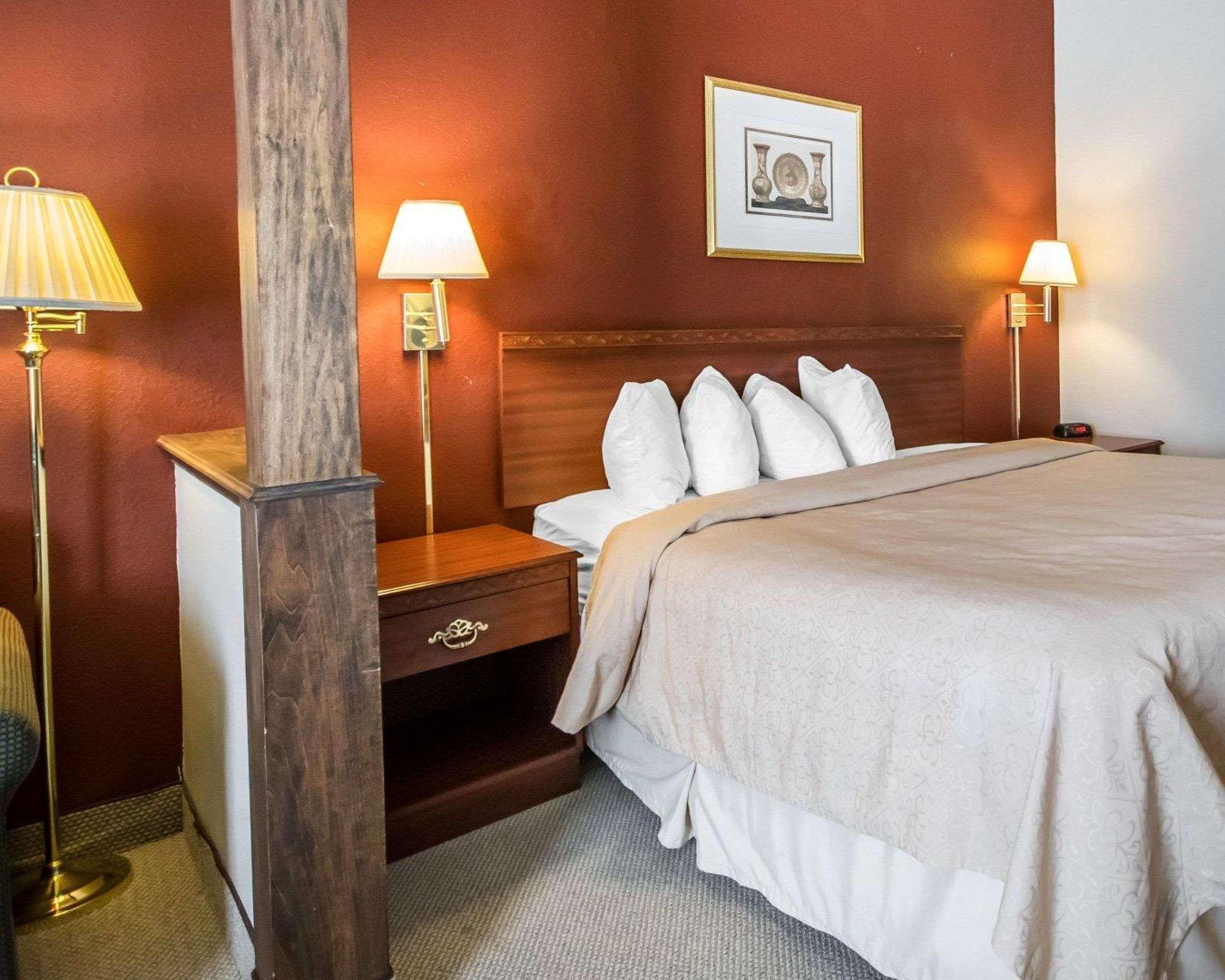 Quality Inn & Suites Elizabethtown Kültér fotó