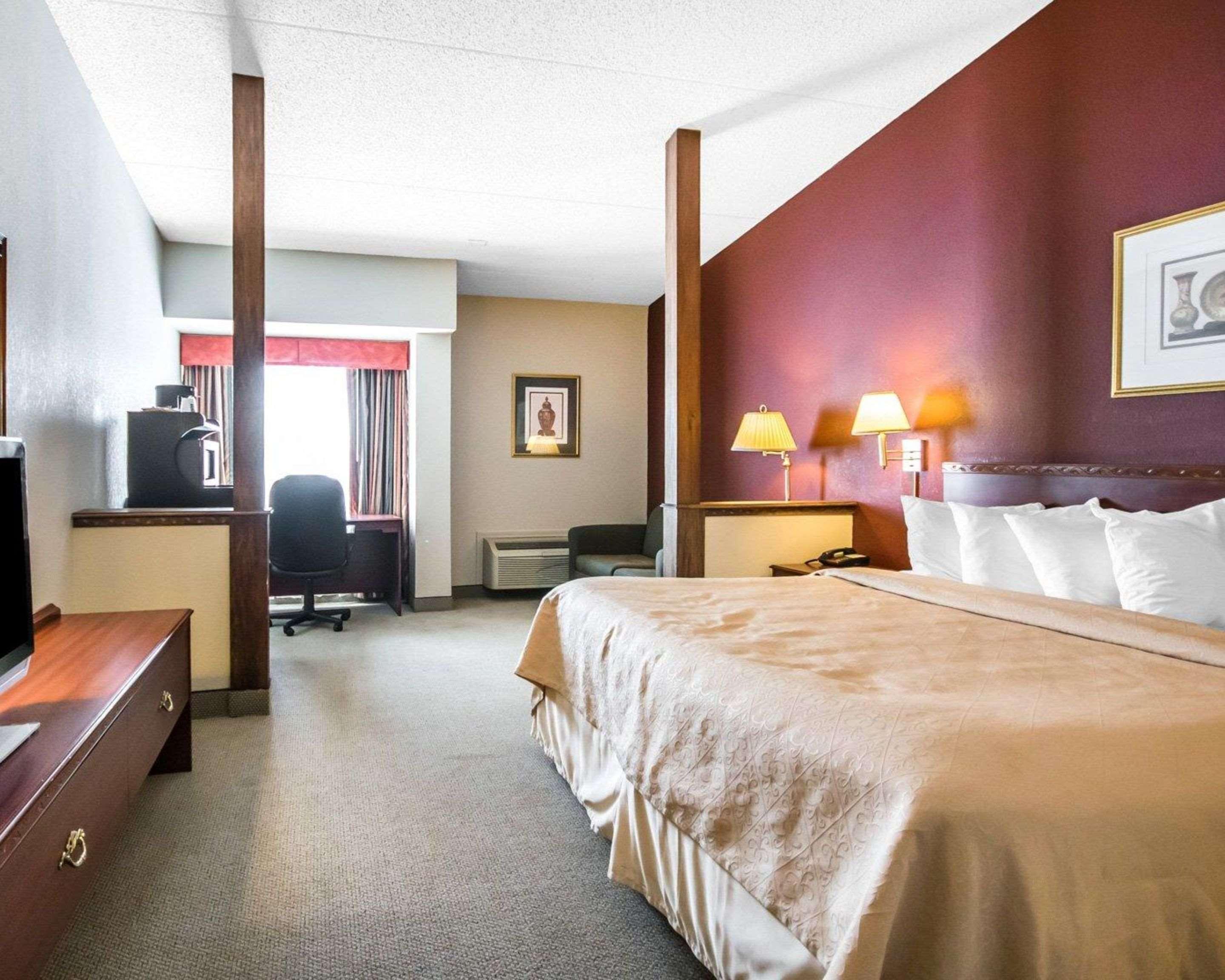 Quality Inn & Suites Elizabethtown Kültér fotó