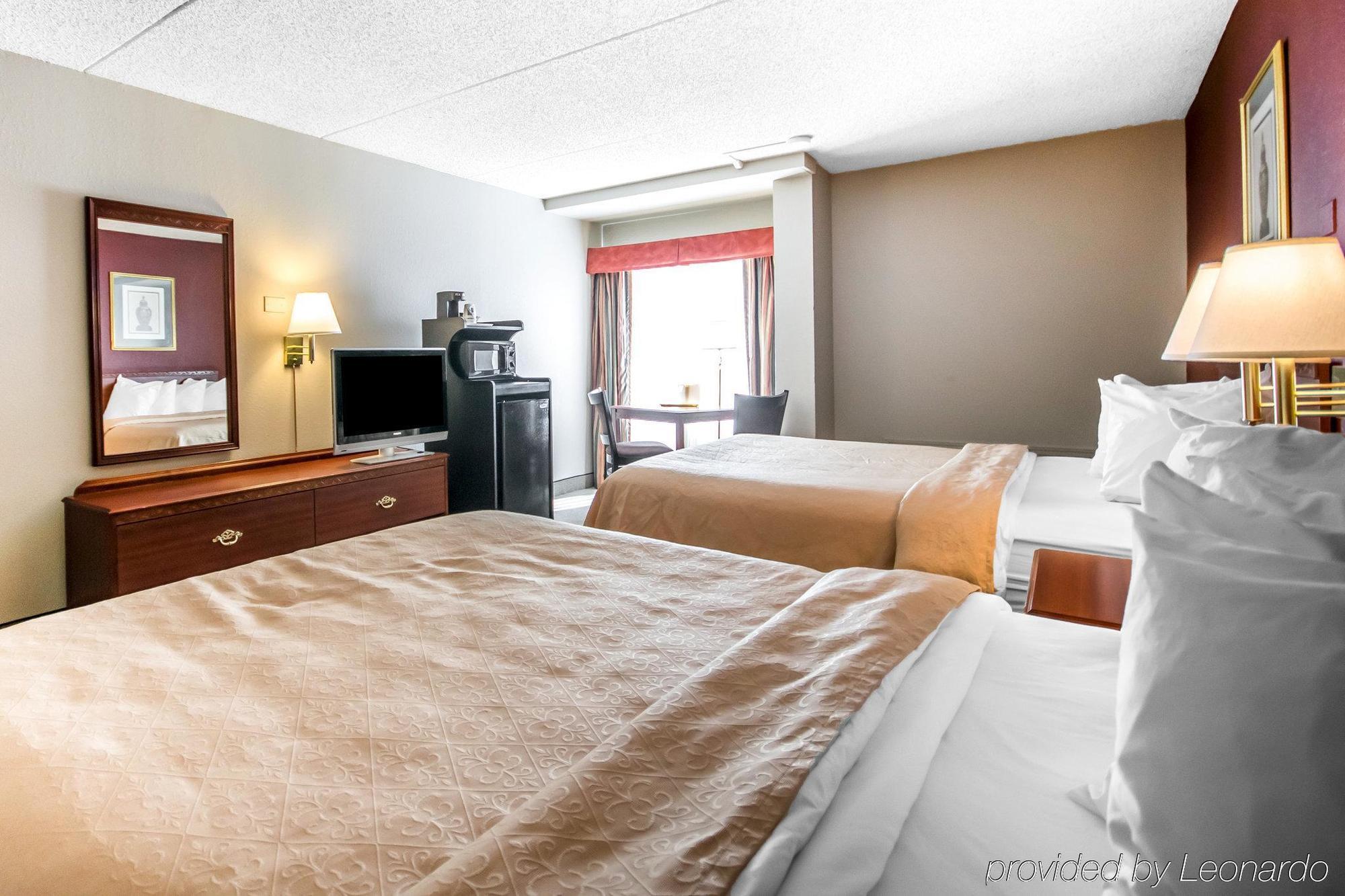 Quality Inn & Suites Elizabethtown Kültér fotó